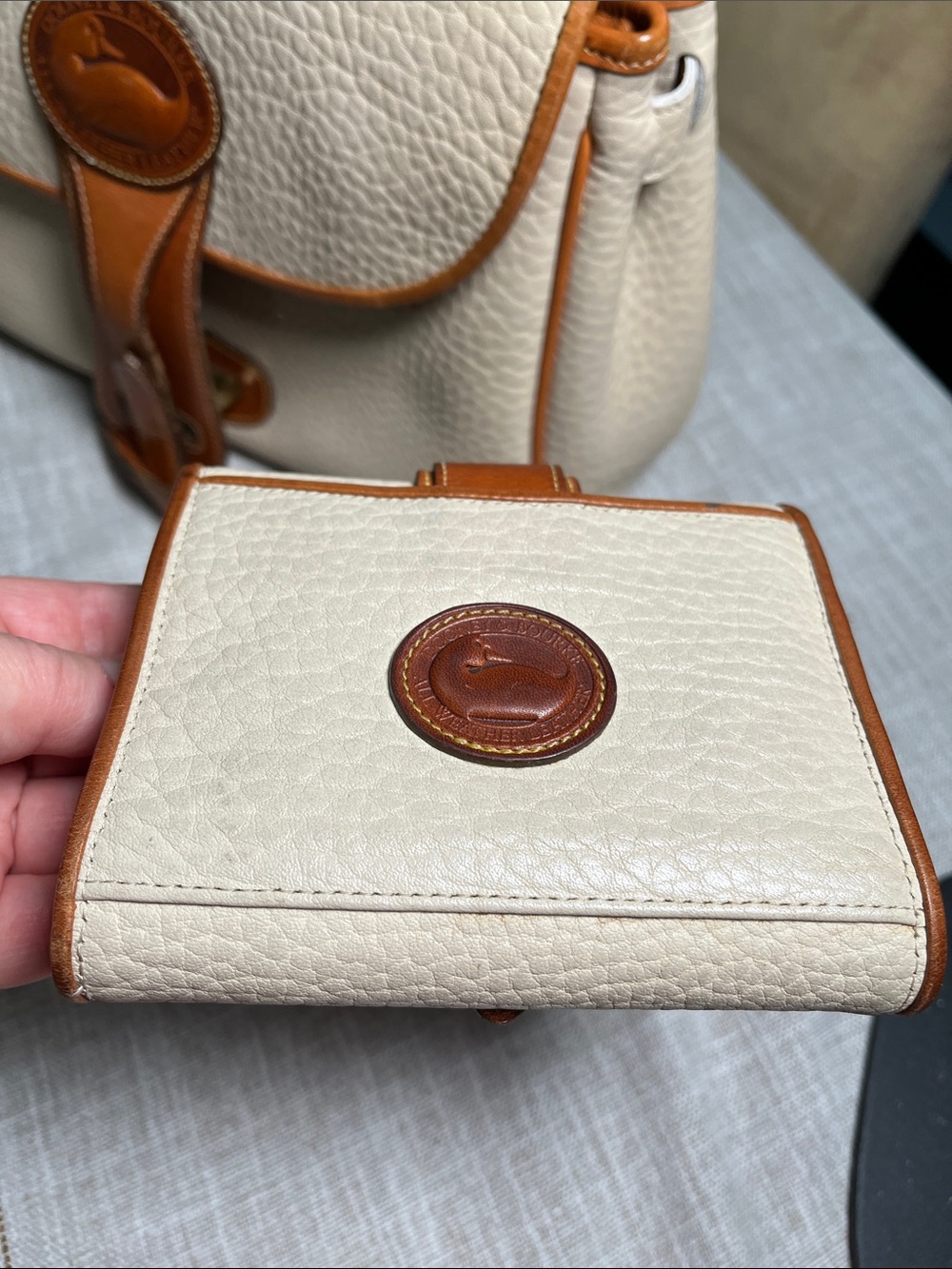 Vintage Dooney & Bourke AWL Essex Top Handle Tote with Wallet. - Picture 10 of 11